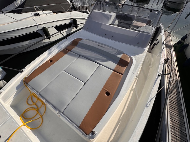 slider 3 Beneteau Flyer 9 Sundeck